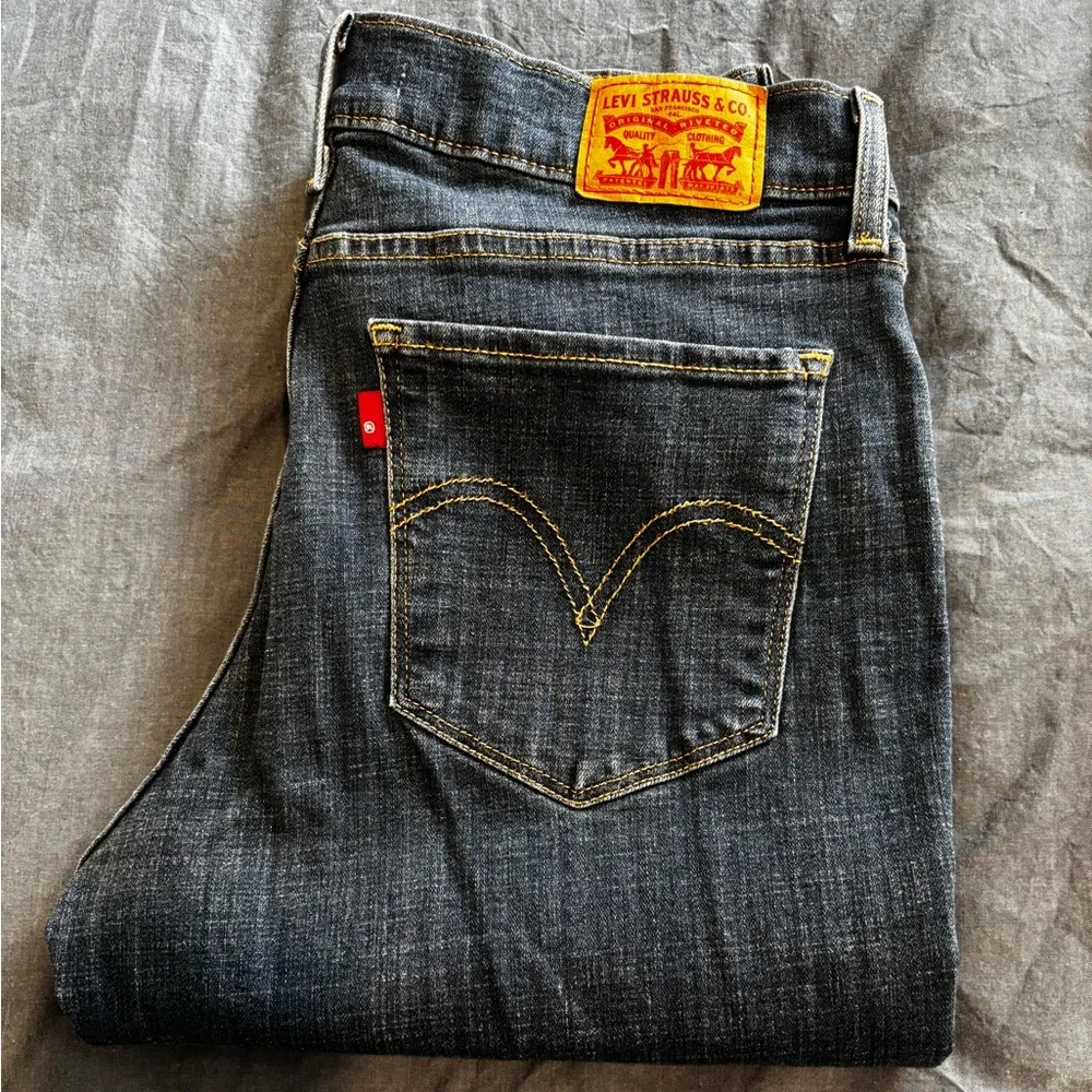 Levi's Classic Bootcut Jeans-Size 8 - Picture 1 of 8